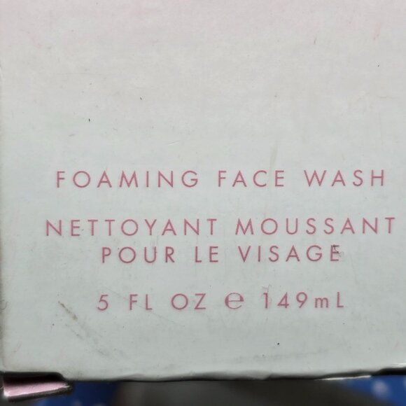 Kylie Skin By Kylie Jenner Foaming Face Wash 5 Fl Oz 149mL - Picture 2 of 2